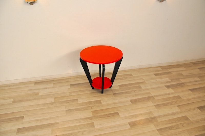 Art-Deco-Beistelltisch in Feuerrot