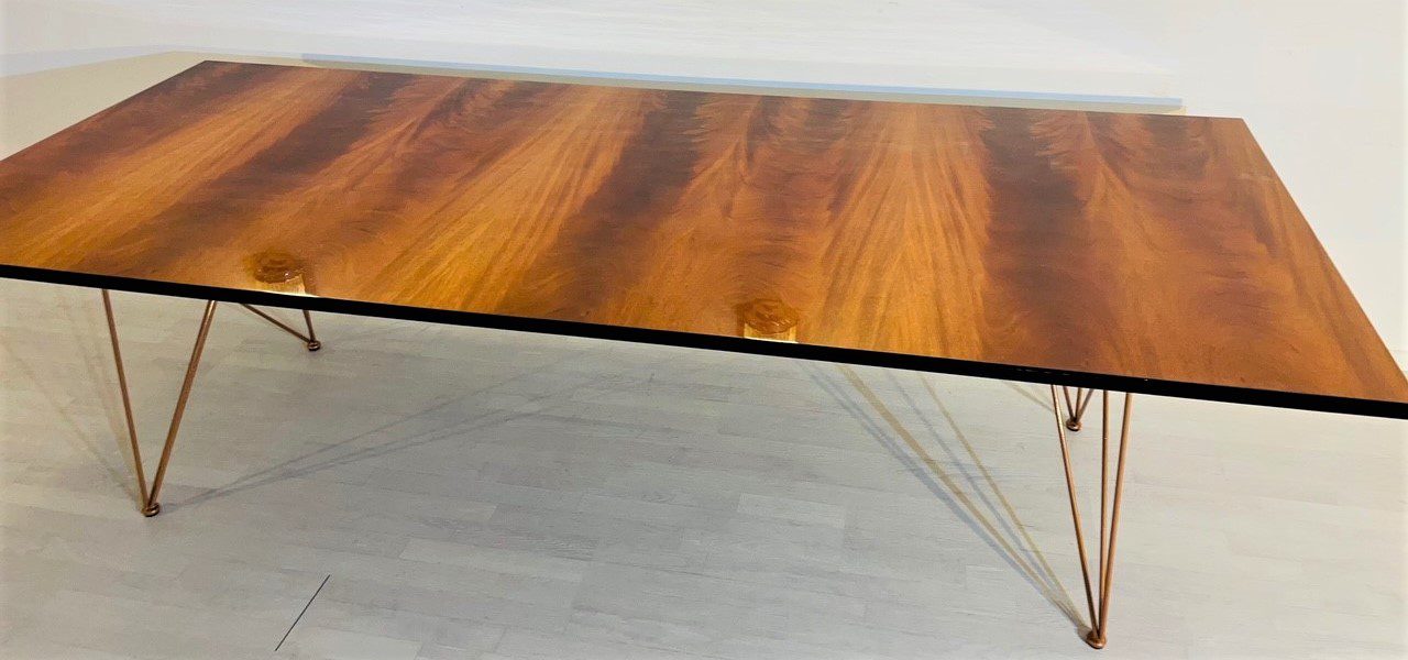 Bauhaus Design Esstisch/ Schreibtisch mit Nussbaumplatte