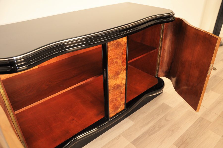 Vintage Art-Deco-Kommode mit Wurzelholzfurnier
