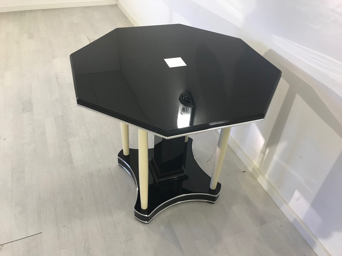 Achteckiger Art Deco Tisch für 4 Personen aus Frankreich 1920er Jahre