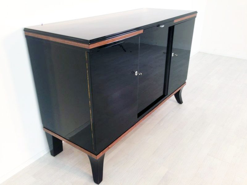 Sideboard im Art-Deco-Stil aus Walnussholz