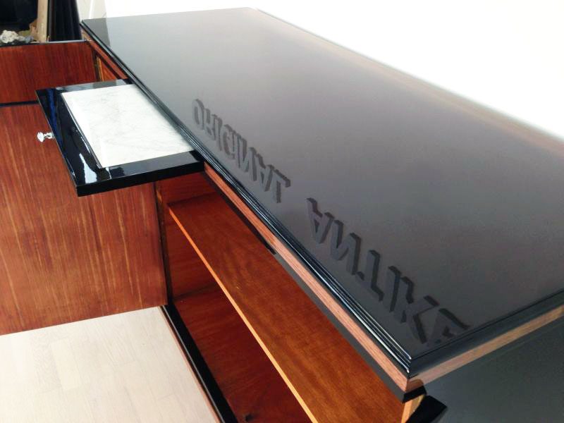 Sideboard im Art-Deco-Stil aus Walnussholz