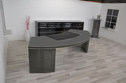 USA Bauhaus Chef-Schreibtisch XXL mit halbrunder Form in Hochglanzsilber