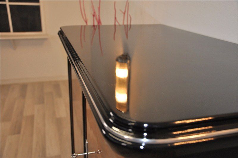 Art Deco Kommode mit wundervollem Kirschbaumfurnier