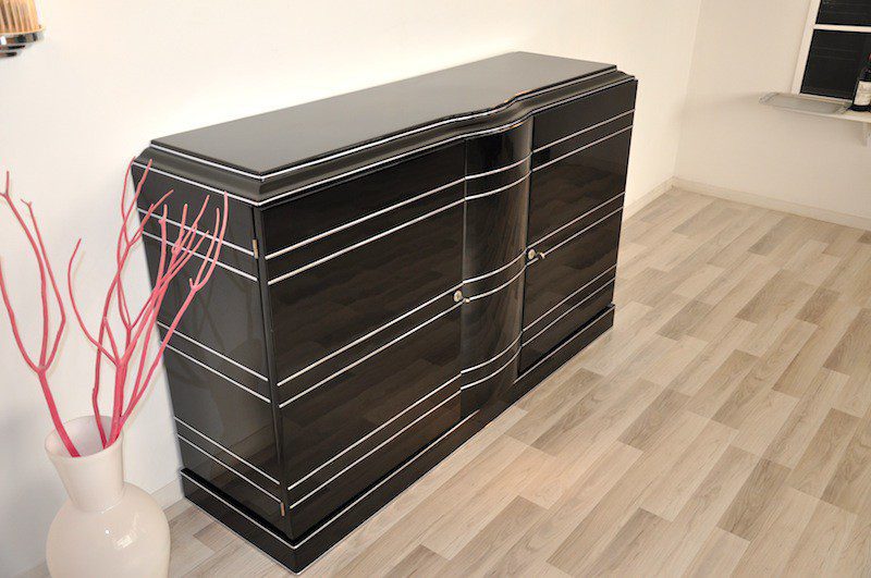 Art Deco Sideboard und Chromliner