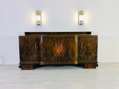 Großes Art Deco Walnuss Sideboard mit Kirsch-Ornamenten