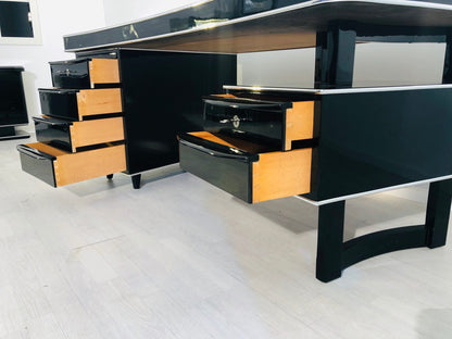 1950er Bauhaus Design Schreibtisch in Hochglanz-Schwarz