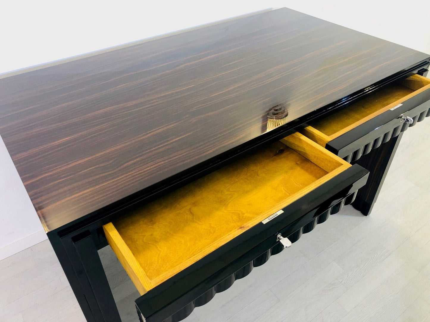 Originaler Art Deco Schreibtisch mit Stuhl