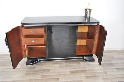 Klassisches Art Deco Sideboard mit Chrombeschlägen