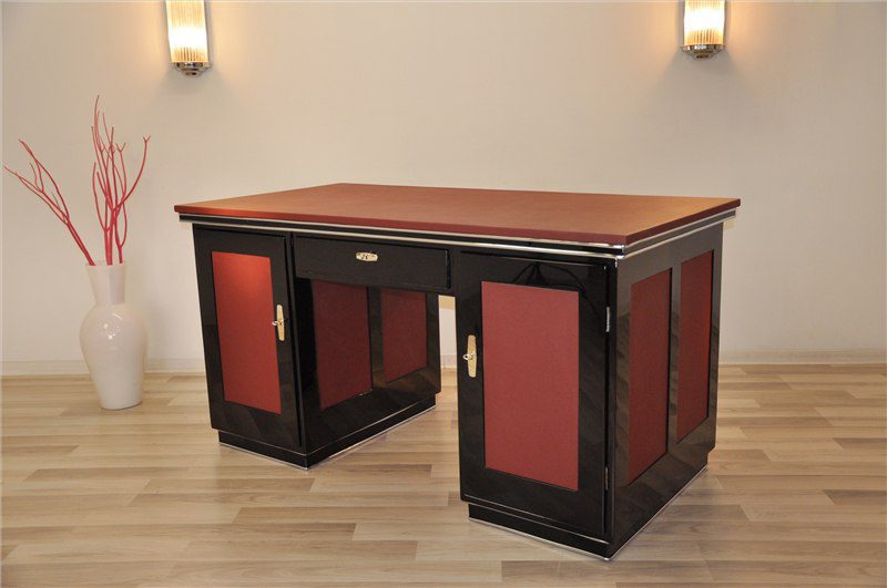 Schöner Art Deco Schreibtisch aus Villa in Lyon