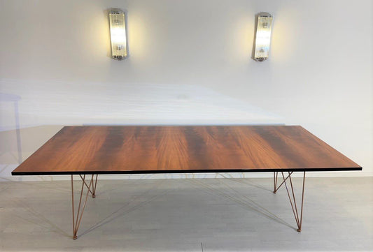 Bauhaus Design Esstisch/ Schreibtisch mit Nussbaum Platte