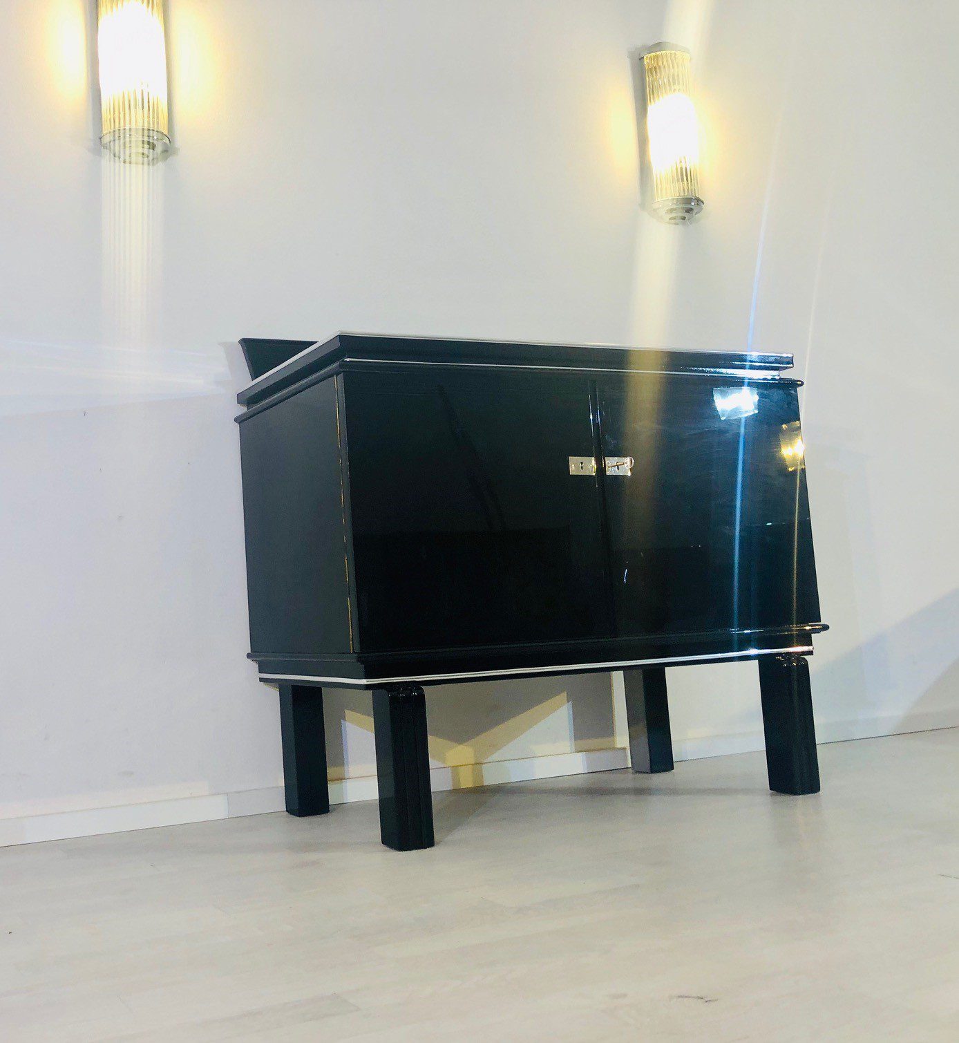 Schwarze Art Deco Kommode 1930er