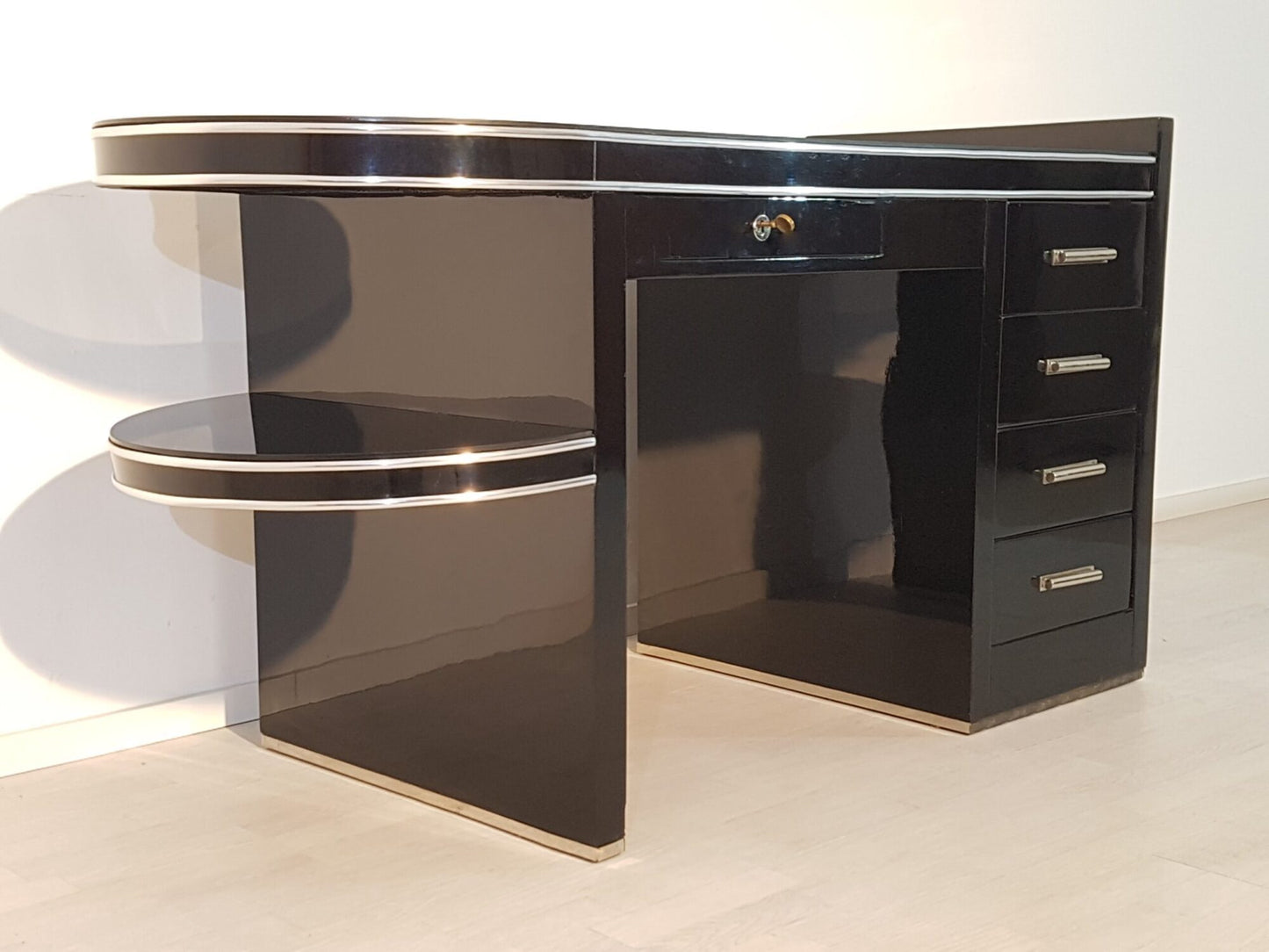 Schwarzer Art Deco Stil Damenschreibtisch