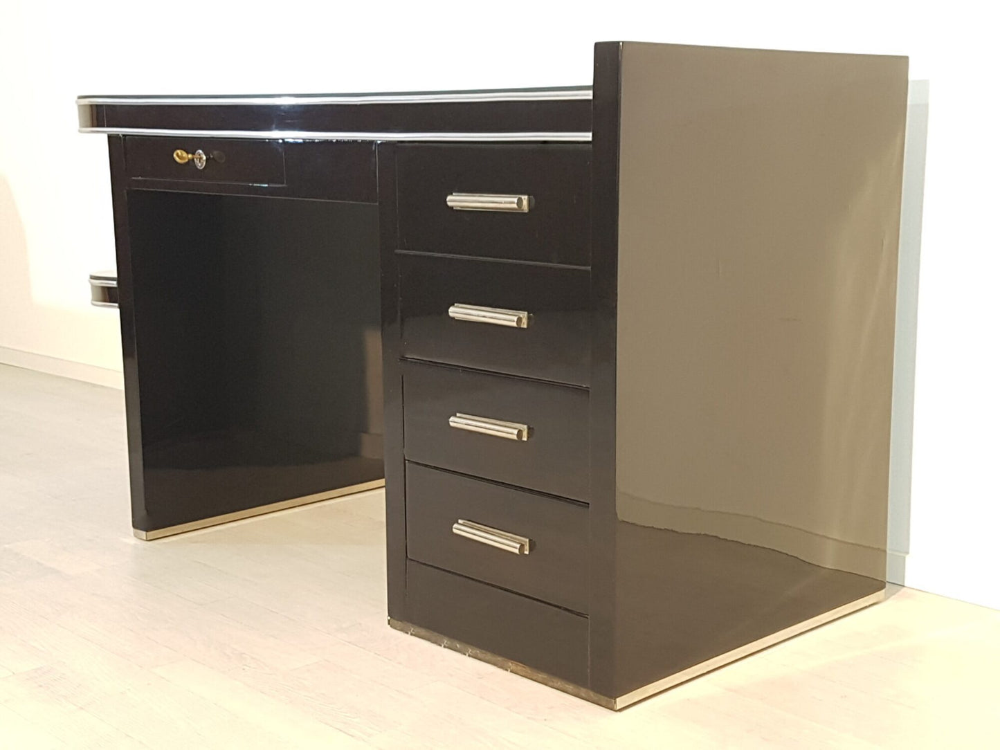Schwarzer Art Deco Stil Damenschreibtisch