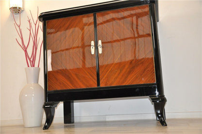 Art Deco Kommode mit wundervollem Kirschbaumfurnier