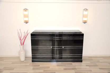 Schwarzes Art-Deco-Sideboard und Chromeliner