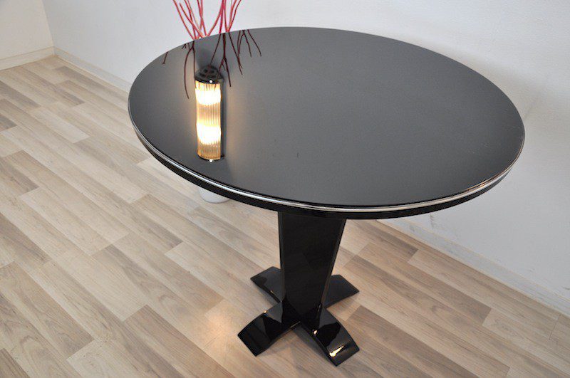 Runder Art-Deco-Tisch