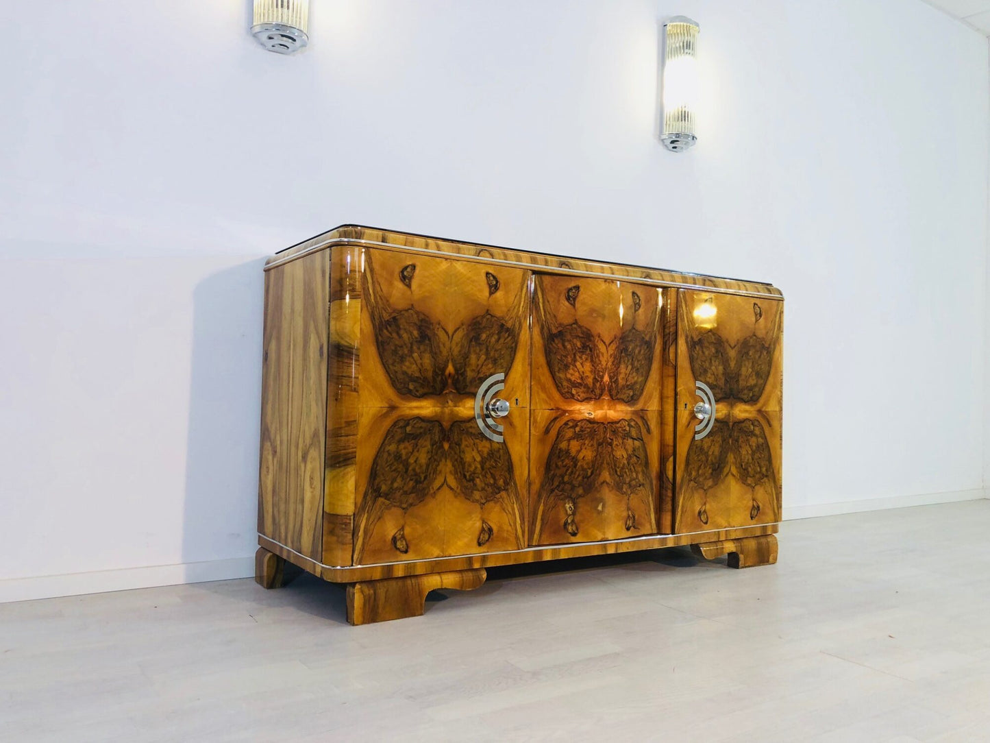 Wurzelholz Art Deco Sideboard aus Frankreich