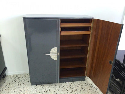 Art Deco Chromliner Schrank Grau Metallic