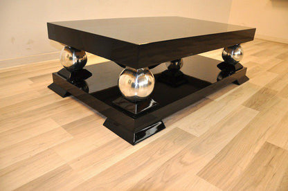 Art Deco Couchtisch mit wundervollen Chromfüssen