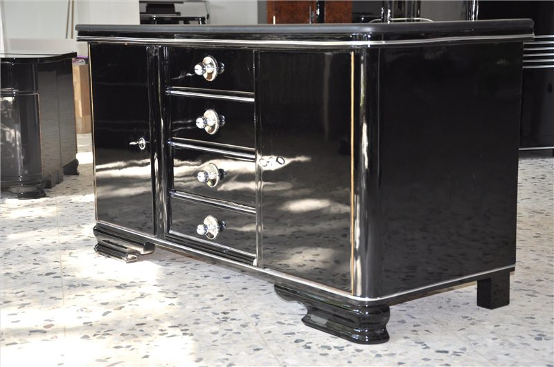 Kleine Art-Deco-Kommode
