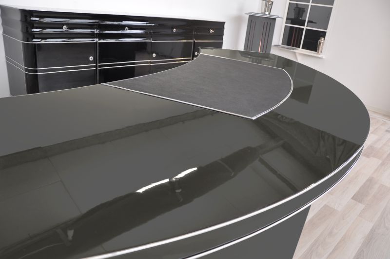 USA Bauhaus Chef-Schreibtisch XXL mit halbrunder Form in Hochglanzsilber