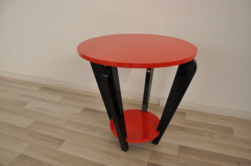 Einmailger Art Deco-Beistelltisch in Feuerrot