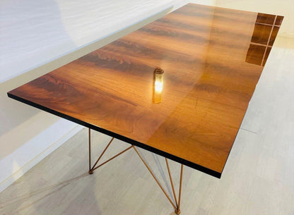 Bauhaus Design Esstisch/ Schreibtisch mit Nussbaumplatte