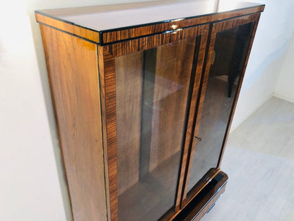1930er Art Deco Vitrinen Schrank aus Nussbaumholz