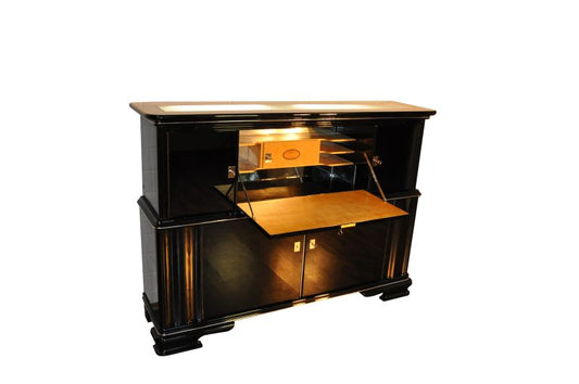 Sekretärin im französischen Art-Deco-Stil