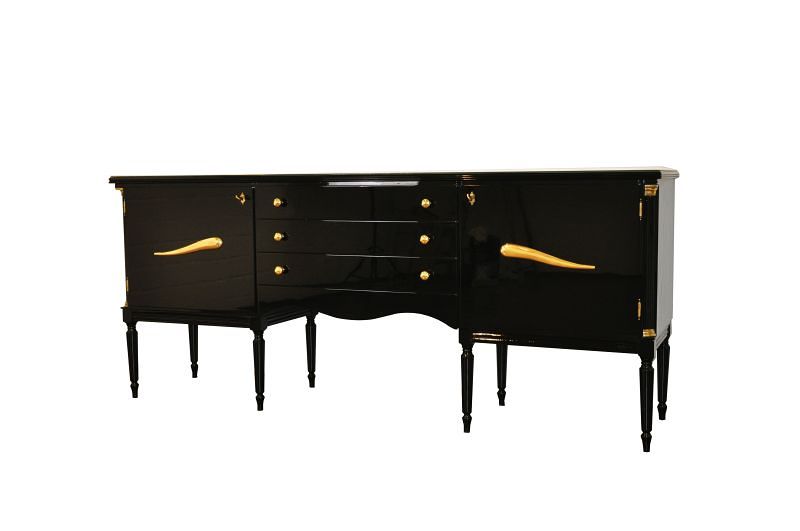 Französische Art Deco Kommode mit geschwungenen Beinen