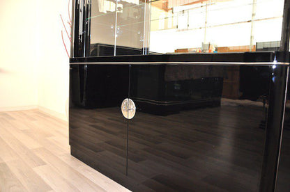 Art Deco Vitrine mit schöner Hohlkehle und Beleuchtung