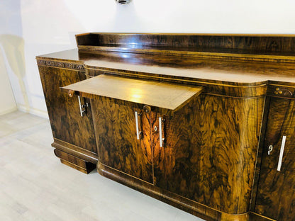 Großes Art Deco Walnuss Sideboard mit Kirsch-Ornamenten