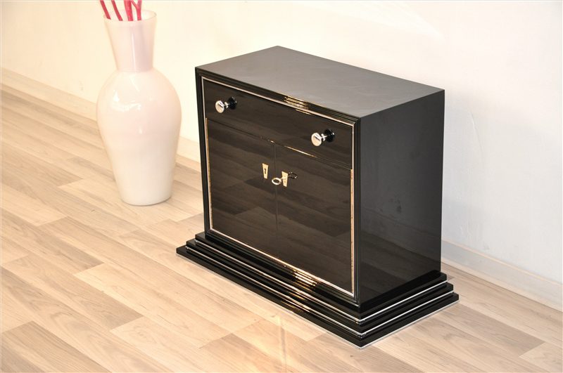 Art-Deco-Barschrank