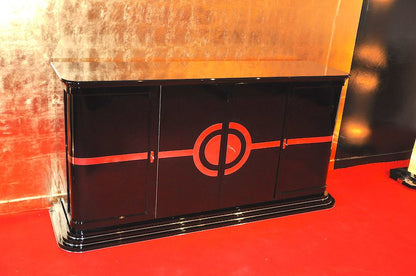 Sideboard im Art-Deco-Design mit glänzender Innenausstattung