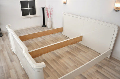 Prachtvolles Art Deco Bett