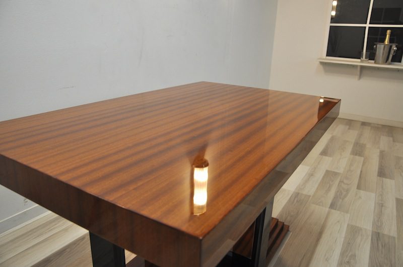 Art-Deco-Beistelltisch aus Mahagoniholz