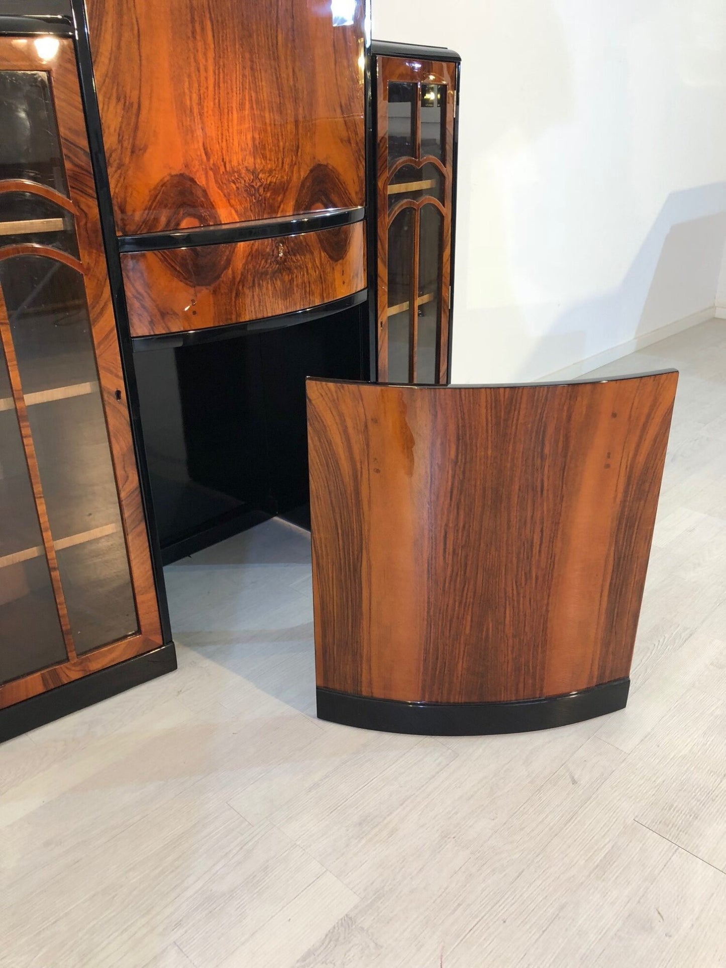 Französischer Art Deco Sekretär aus Walnussholz