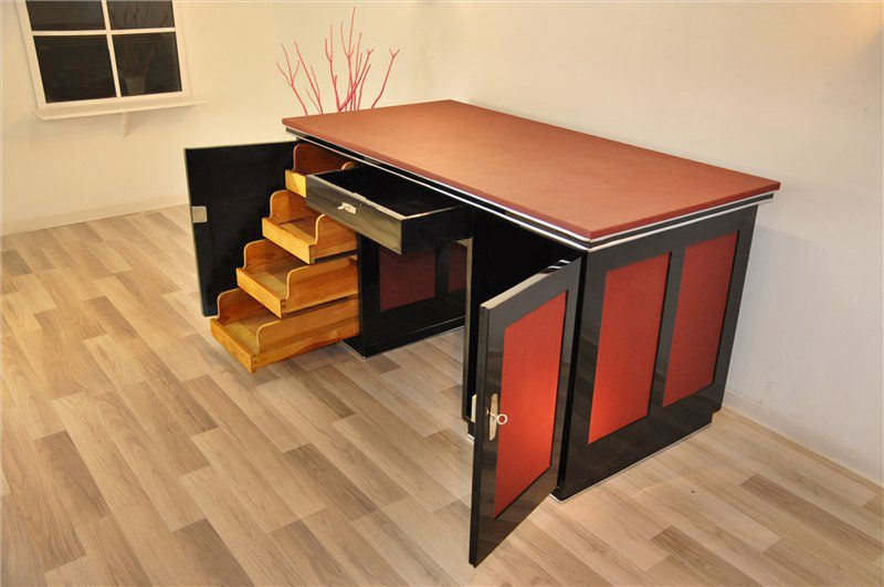 Schöner Art Deco Schreibtisch aus Villa in Lyon