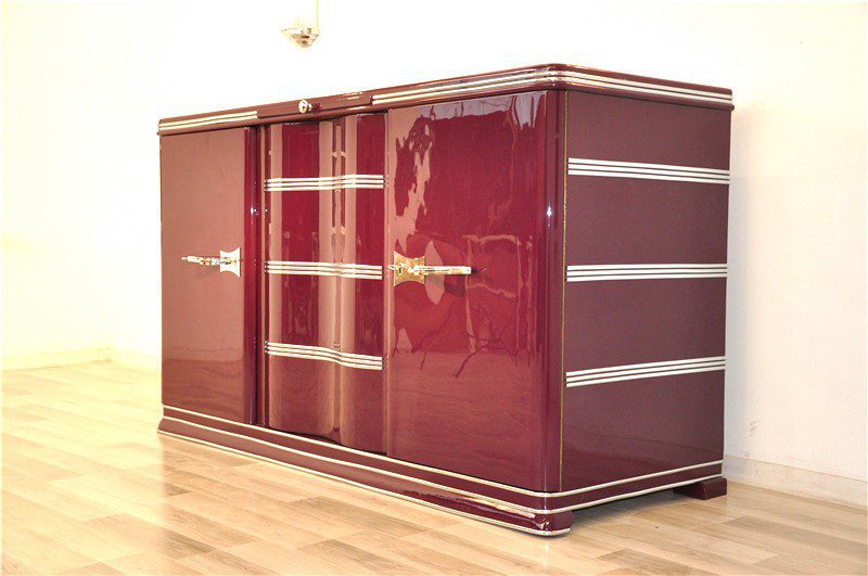 Außergewöhnliches fliederfarbenes Art Deco Sideboard