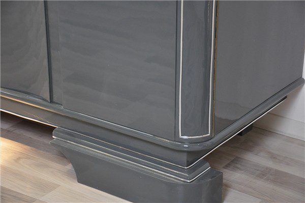 Graues Metallic Sideboard