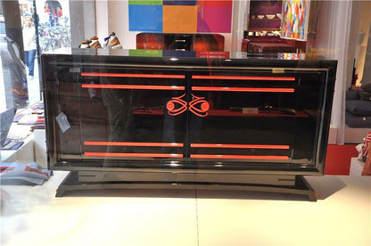 Einmaliges Art Deco Sideboard mit roten Verzierungen