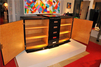 Geschwungenes Sideboard im Art-Deco-Stil in Hochglanzschwarz