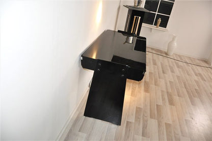 Bauhaus Schreibtisch in hochglänzendem Schwarz
