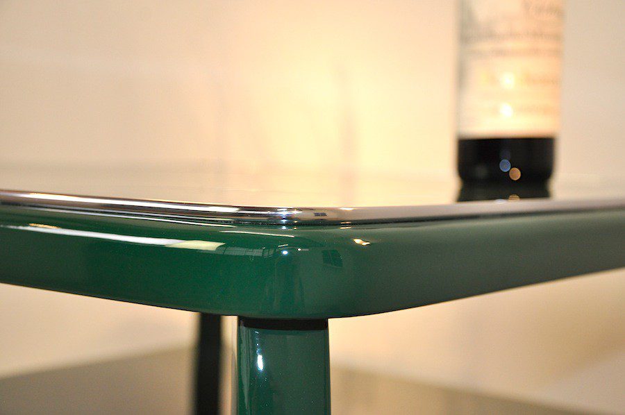Art Deco Beistelltisch in Jaguar Racing-Grün