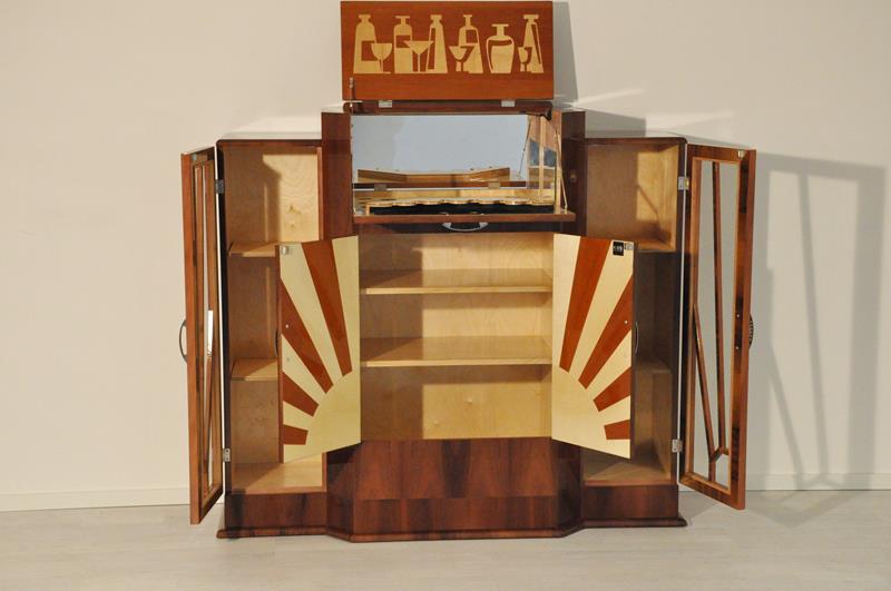 Art-Deco-Bar aus Walnussholz