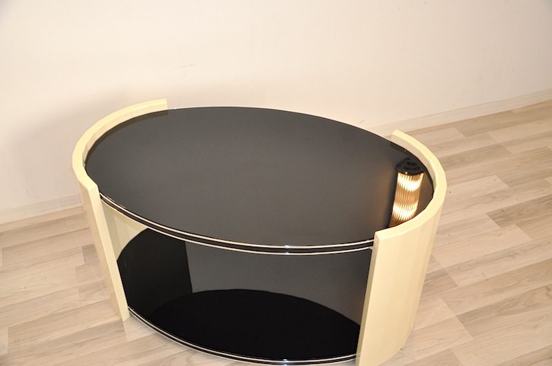 Ovaler Couchtisch im Art-déco-Stil