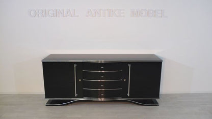 Großes Sideboard im Art-Deco-Stil mit großen Chromgriffen