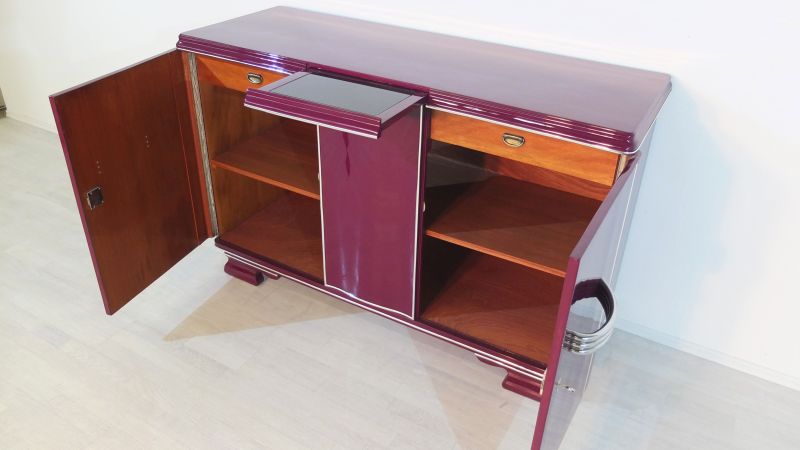 Art-Deco-Sideboard mit einzigartiger lila Lackierung