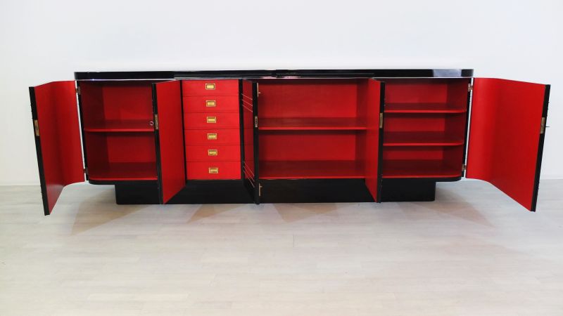 Großes Chromliner-Buffet im Art-Deco-Stil